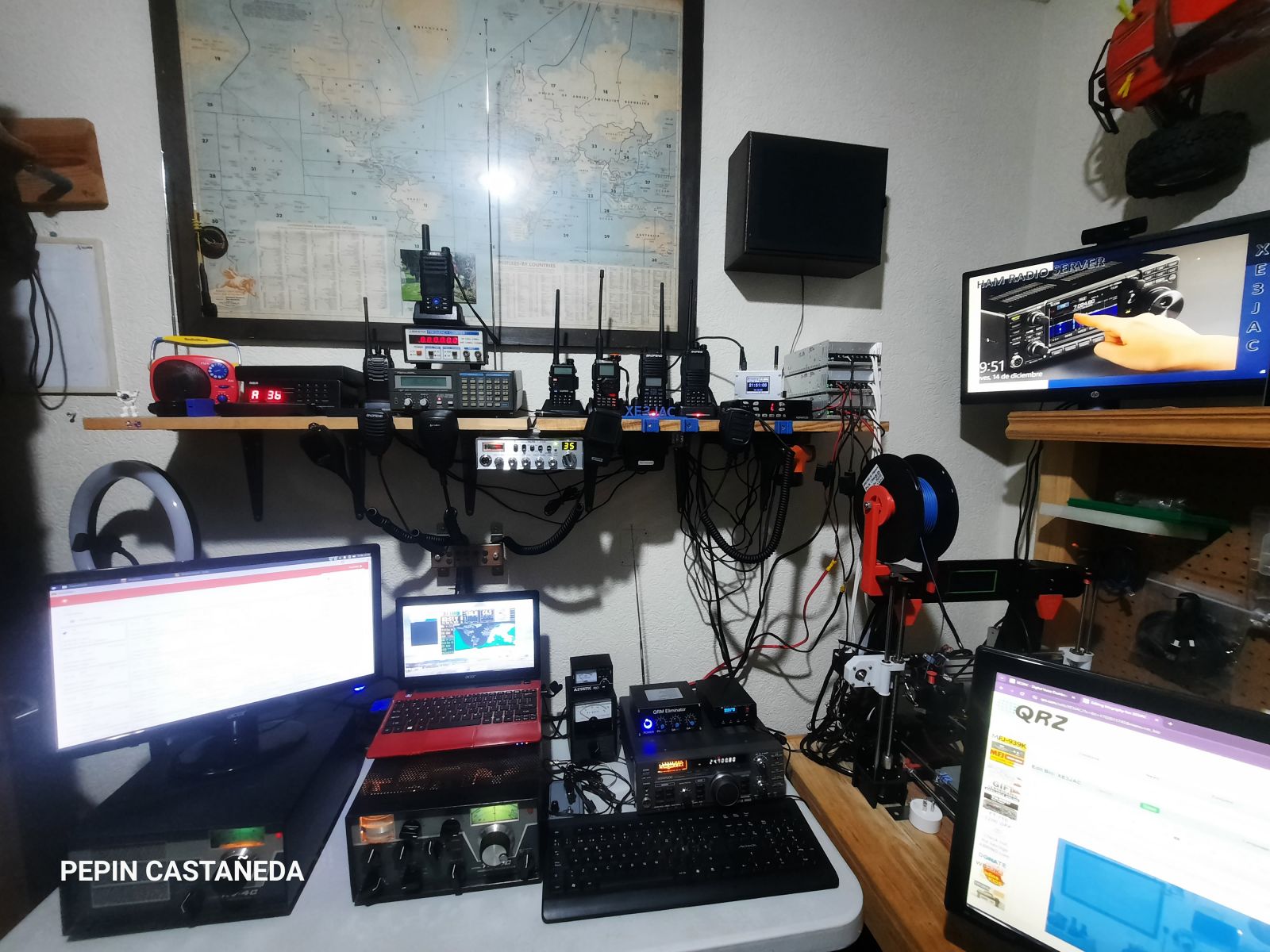 Radio Shack XE3JAC — evolución de la estación y zona de trabajo.